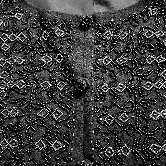 JULIAN HSIUNG Sleeveless Two Piece Skirt Set Black Women's Size 8 Beaded Detail - Picture 6 of 9